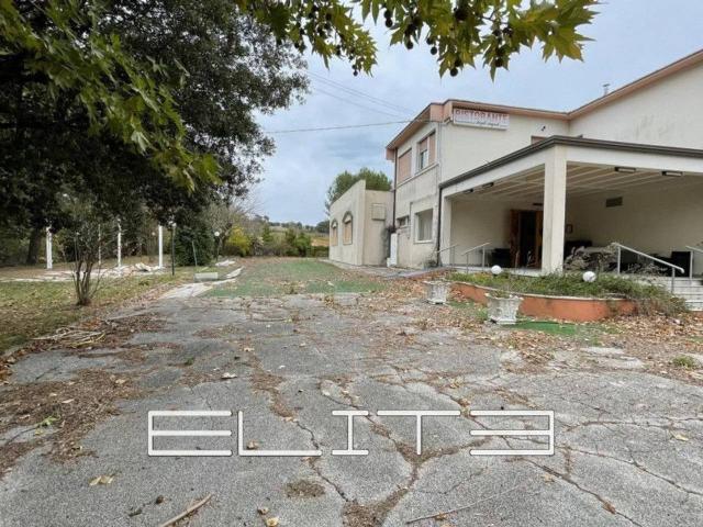 Casa indipendente in vendita a Ancona