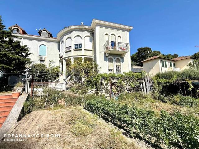 Casa indipendente in vendita a Andora SV