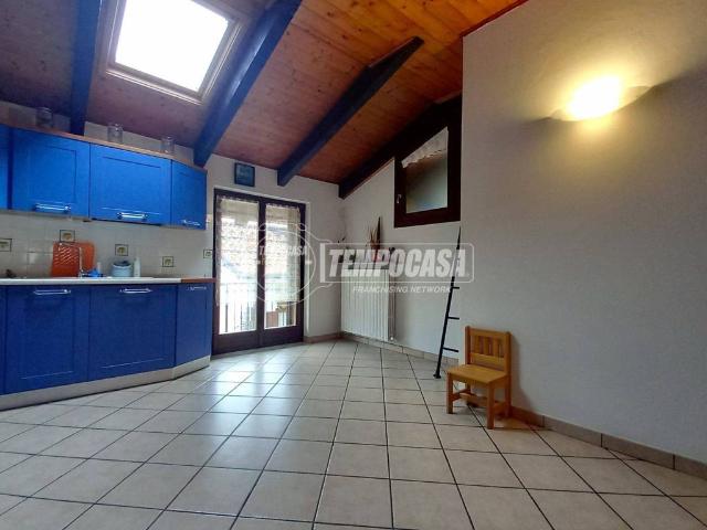 Casa indipendente in vendita a Andorno Micca BI
