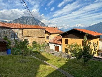 Casa indipendente in vendita a Angolo Terme BS