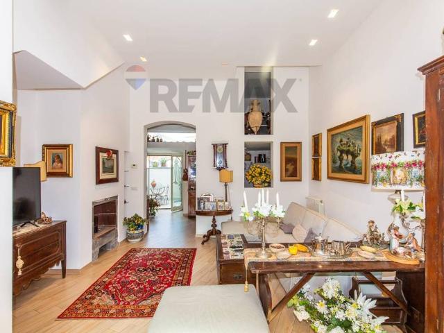 Casa indipendente in vendita a Aci Bonaccorsi CT