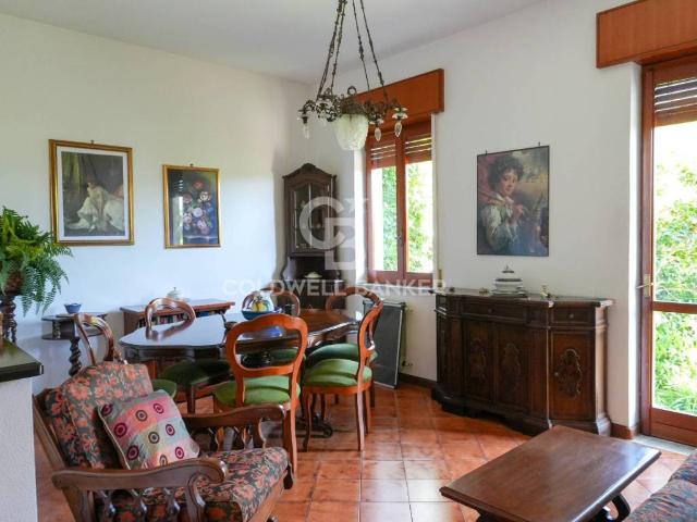Casa indipendente in vendita a Aci Castello CT