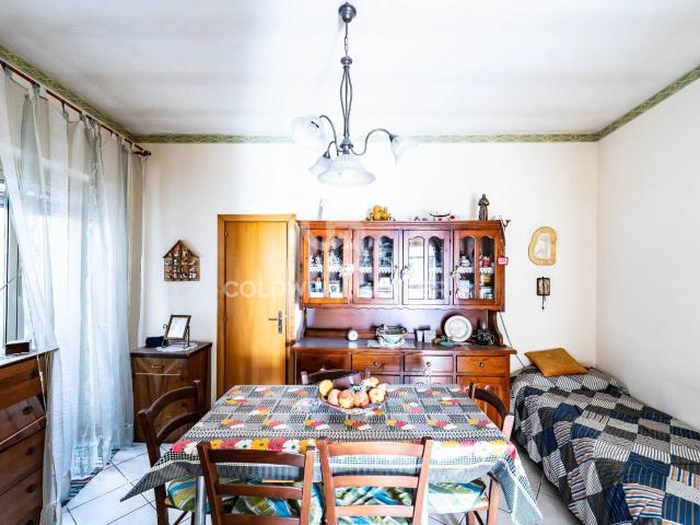 Casa indipendente in vendita a Aci Catena