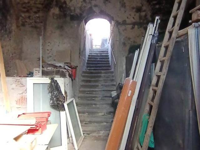 Casa indipendente in vendita a Aci Catena CT
