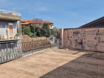 Casa indipendente in vendita a Aci Sant'Antonio CT