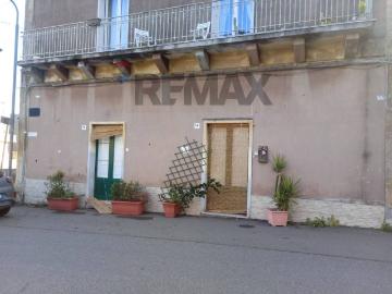 Casa indipendente in vendita a Acireale CT