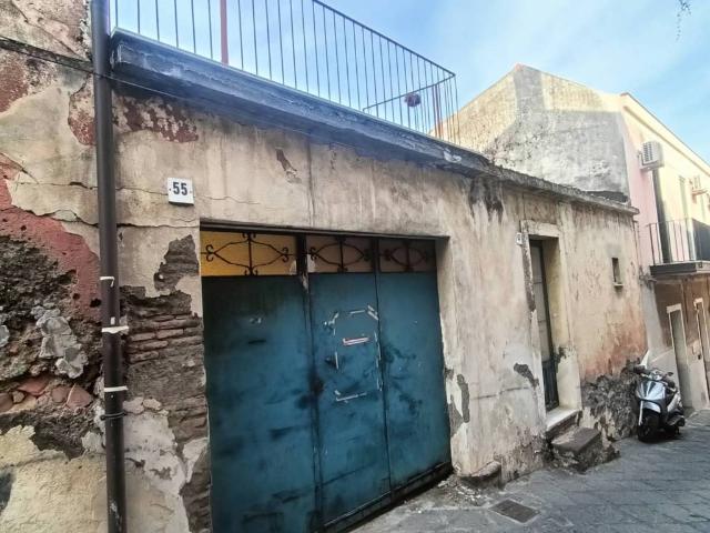 Casa indipendente in vendita a Acireale CT