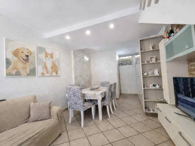 Casa indipendente in vendita a Acireale CT