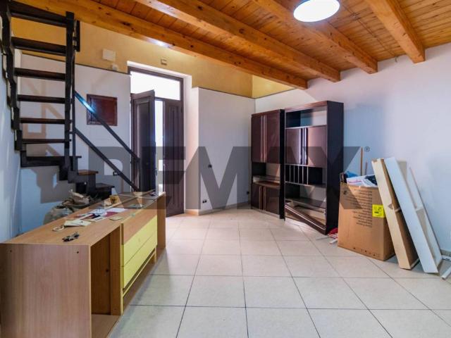 Casa indipendente in vendita a Acireale CT