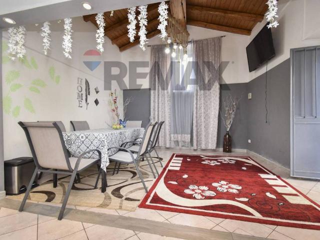 Casa indipendente in vendita a Acireale CT