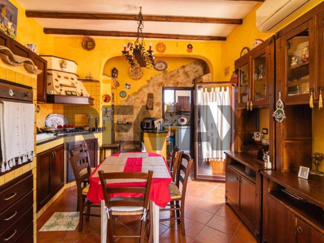 Casa indipendente in vendita a Acireale CT