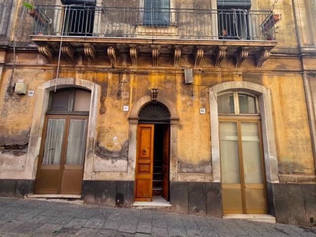Casa indipendente in vendita a Acireale CT