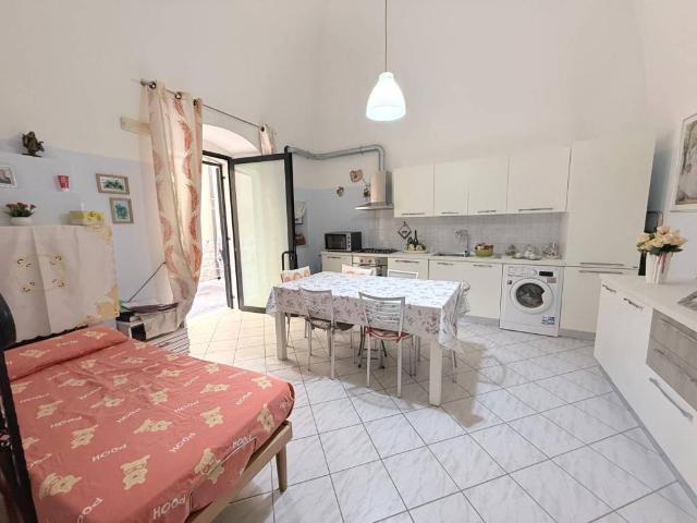 Casa indipendente in vendita a Acquaviva delle Fonti BA