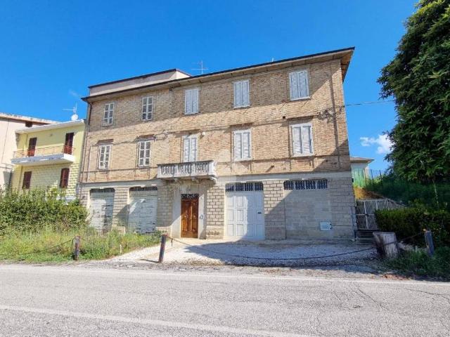 Casa indipendente in vendita a Acquaviva Picena AP