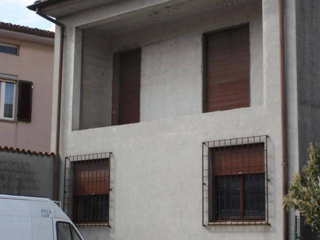 Casa indipendente in vendita a Acquanegra Cremonese CR