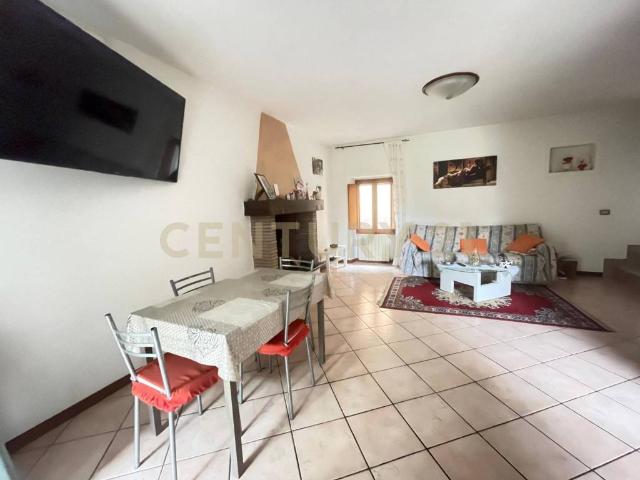Casa indipendente in vendita a Acquapendente VT