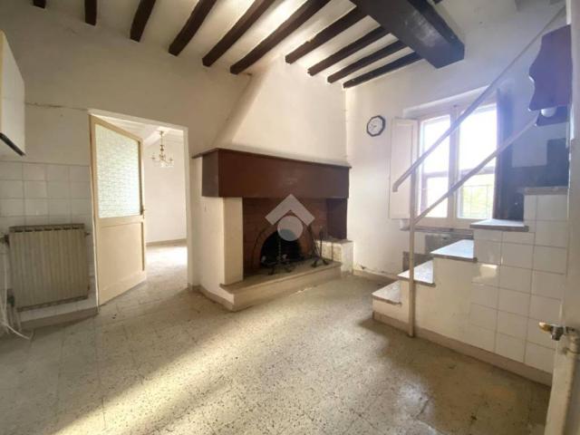 Casa indipendente in vendita a Acquasparta TR