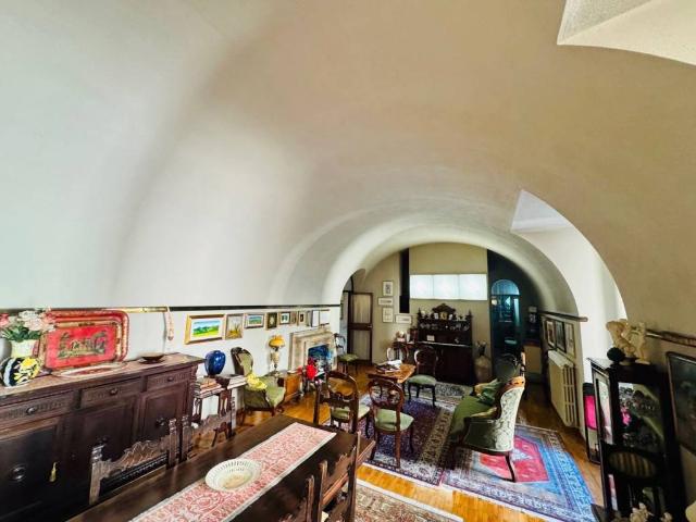 Casa indipendente in vendita a Acquasparta TR
