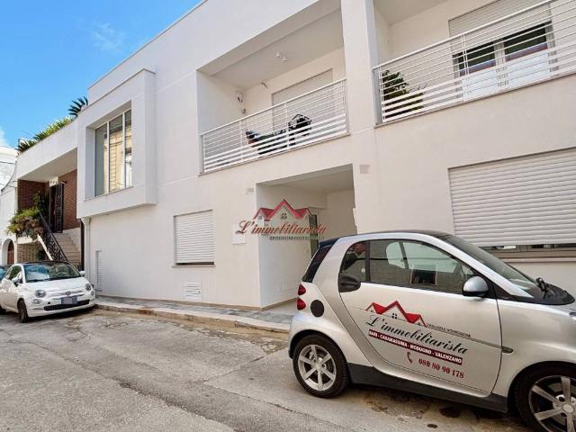 Casa indipendente in vendita a Adelfia BA