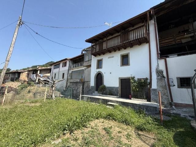 Casa indipendente in vendita a Adrara San Martino BG