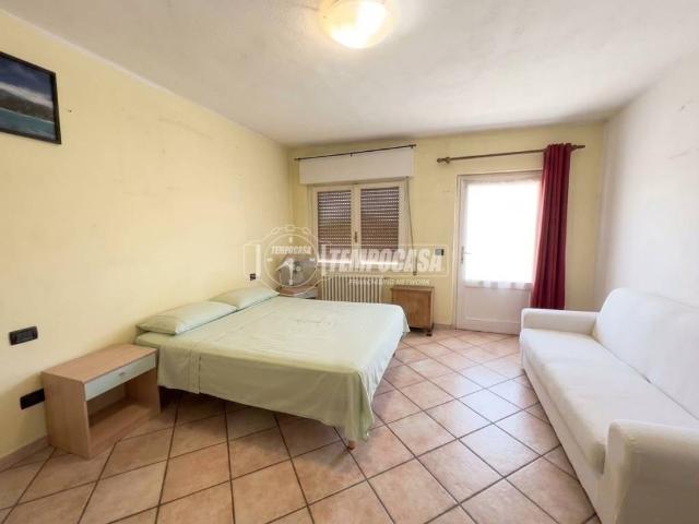 Casa indipendente in vendita a Adrara San Martino BG