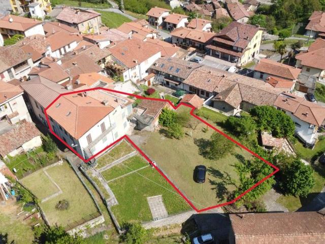 Casa indipendente in vendita a Adrara San Rocco BG