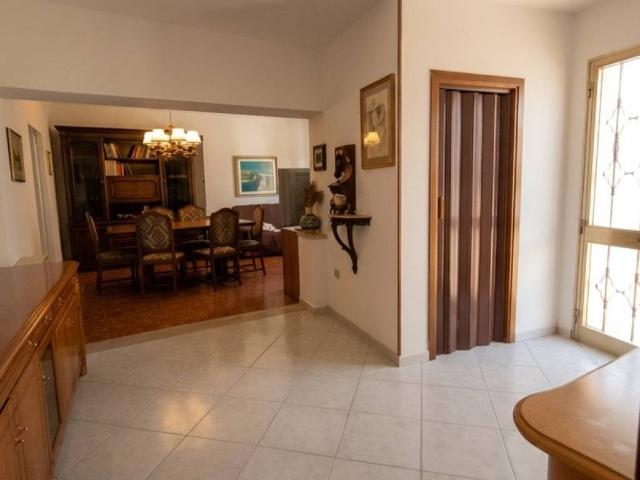 Casa indipendente in vendita a Adria RO