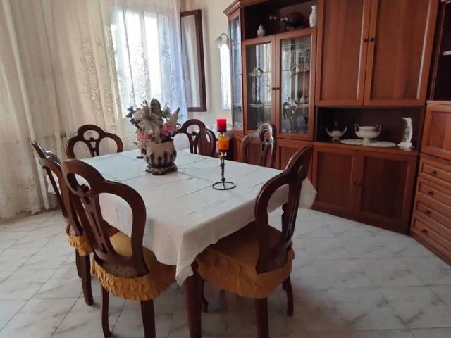 Casa indipendente in vendita a Adria RO