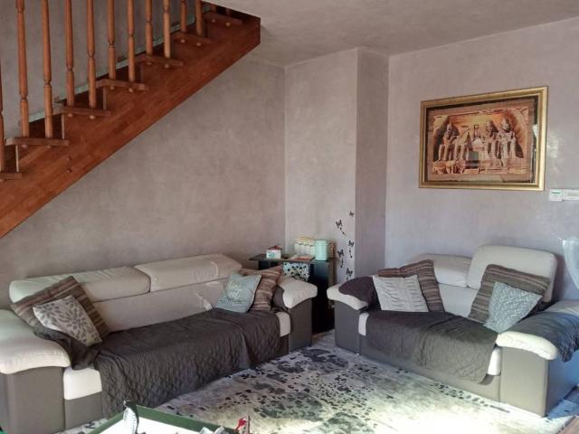 Casa indipendente in vendita a Adria RO
