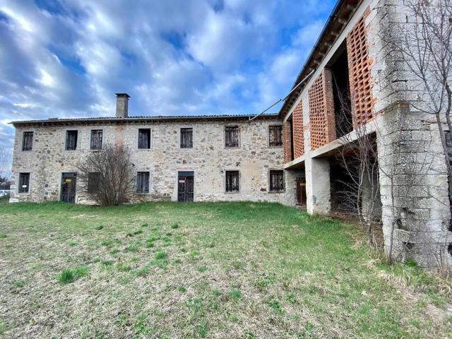 Casa indipendente in vendita a Agugliaro