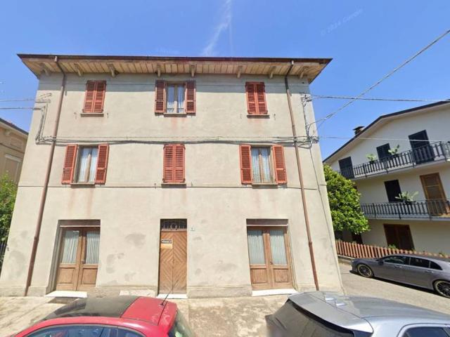 Casa indipendente in vendita a Agazzano PC
