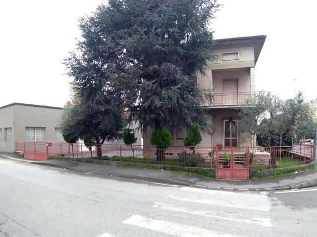 Casa indipendente in vendita a Agliana PT