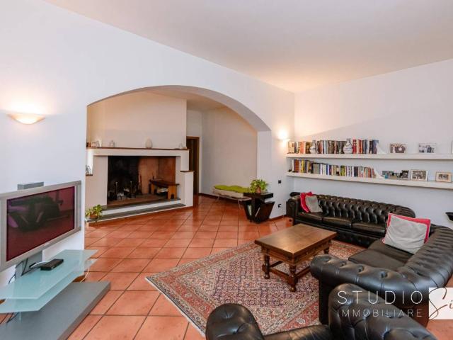 Casa indipendente in vendita a Agliana PT