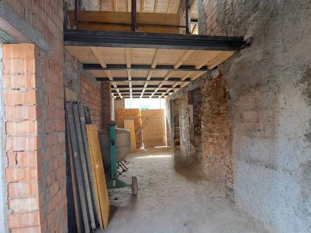 Casa indipendente in vendita a Agliana PT