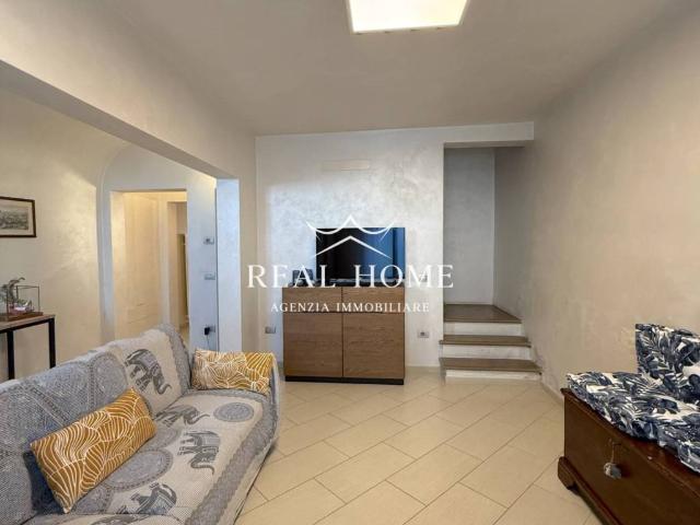 Casa indipendente in vendita a Agliana PT