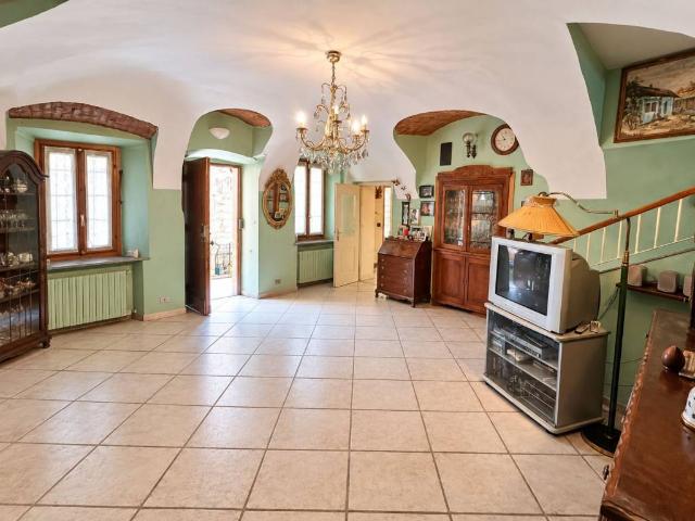 Casa indipendente in vendita a Agliè TO
