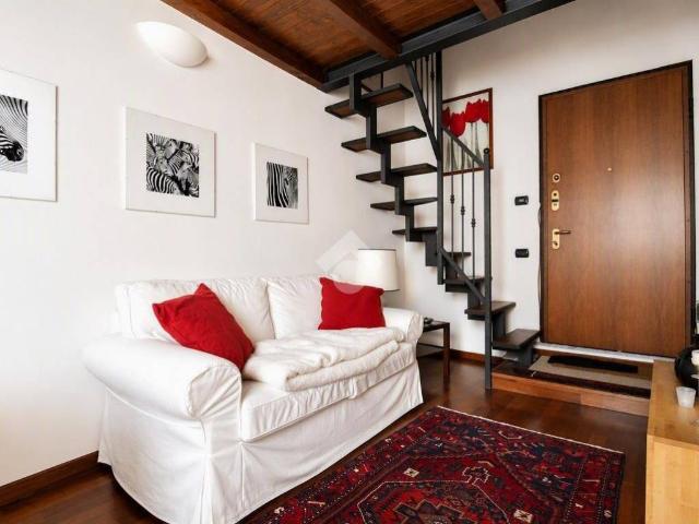 Casa indipendente in vendita a Agrate Brianza MB