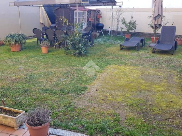 Casa indipendente in vendita a Agrate Conturbia NO