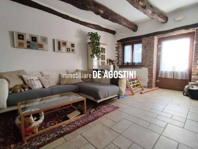Casa indipendente in vendita a Agrate Conturbia NO