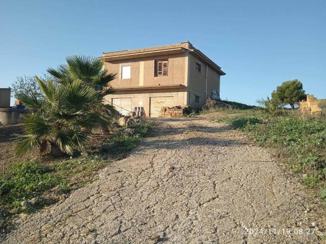 Casa indipendente in vendita a Agrigento AG