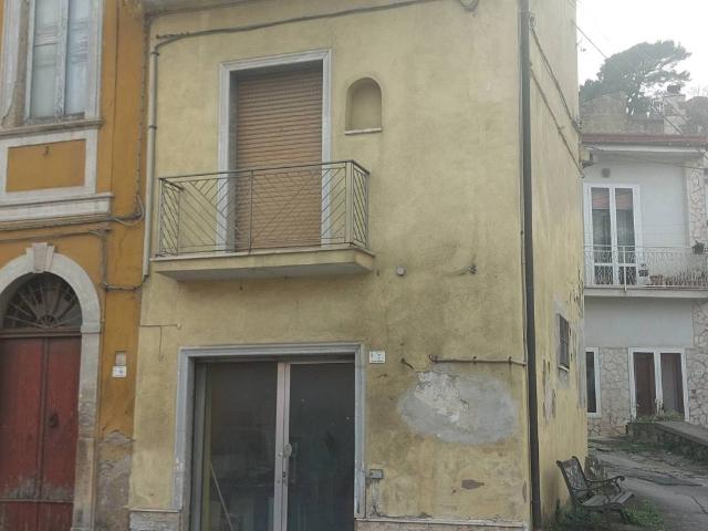 Casa indipendente in vendita a Airola BN