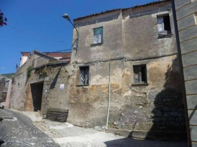 Casa indipendente in vendita a Airola BN