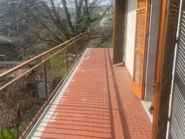 Casa indipendente in vendita a Alta Val Tidone PC