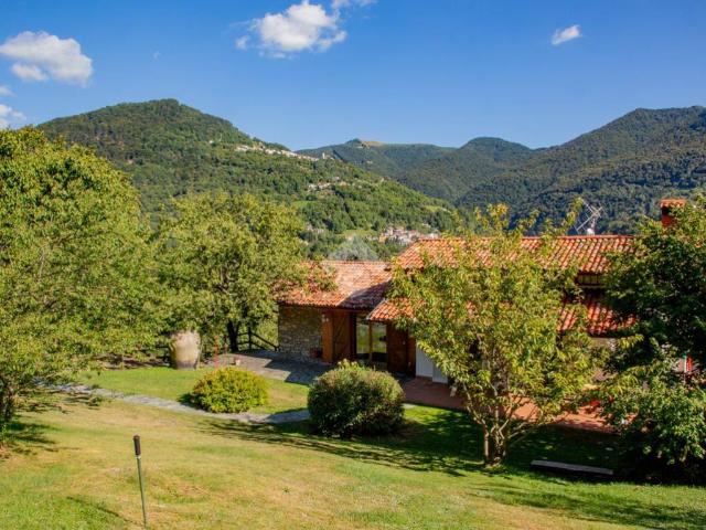 Casa indipendente in vendita a Alta Valle Intelvi CO