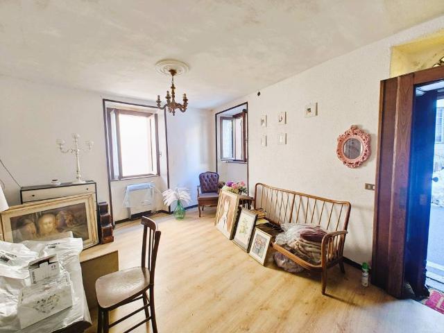 Casa indipendente in vendita a Alta Valle Intelvi CO