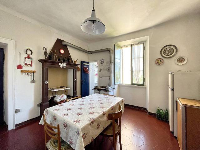 Casa indipendente in vendita a Alta Valle Intelvi CO