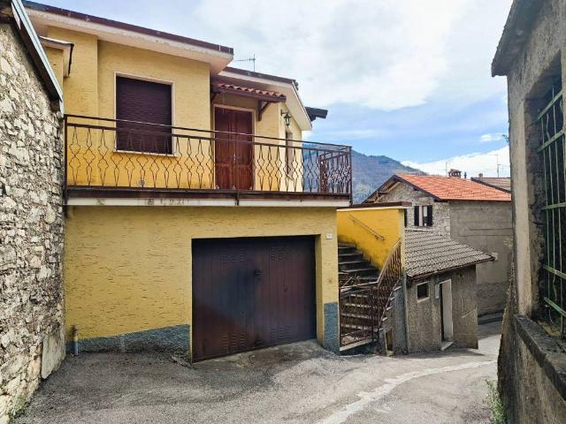 Casa indipendente in vendita a Alta Valle Intelvi CO