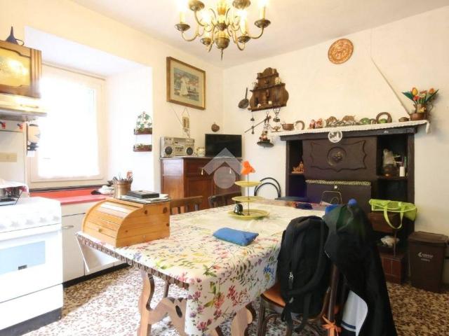 Casa indipendente in vendita a Alta Valle Intelvi CO