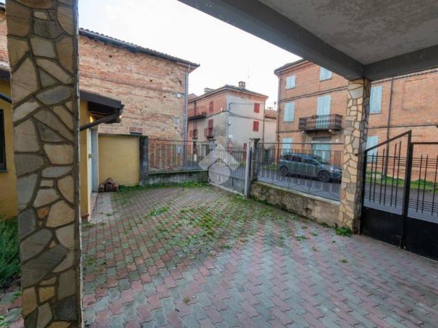 Casa indipendente in vendita a Altavilla Monferrato AL