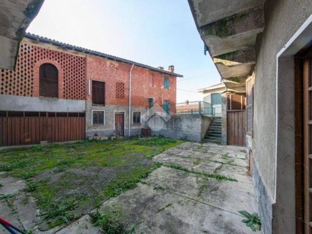 Casa indipendente in vendita a Altavilla Monferrato AL